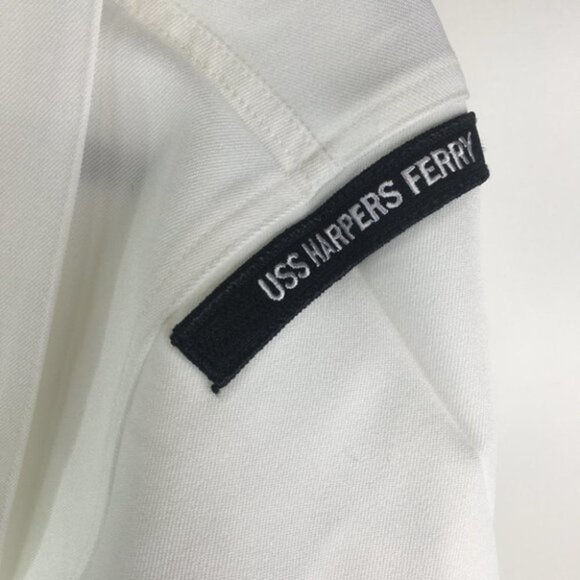 Defence Logistic Agency Quarter Deck Collection USS Harpers Ferry - Picture 6 of 9